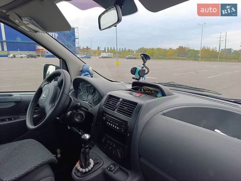 Минивэн Citroen Jumpy 2014 в Ровно фото 8 Минивэн Citroen Jumpy 2014 в Ровно