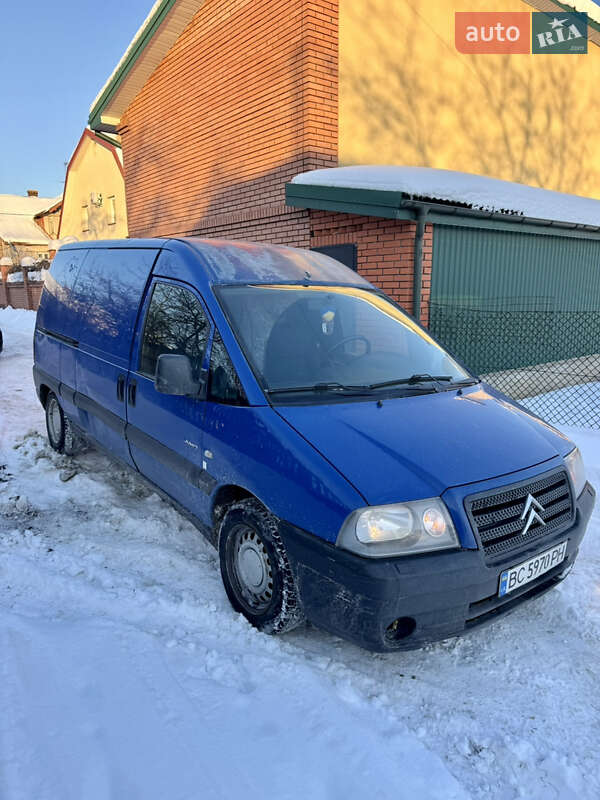 Вантажний фургон Citroen Jumpy 2006 в Львові