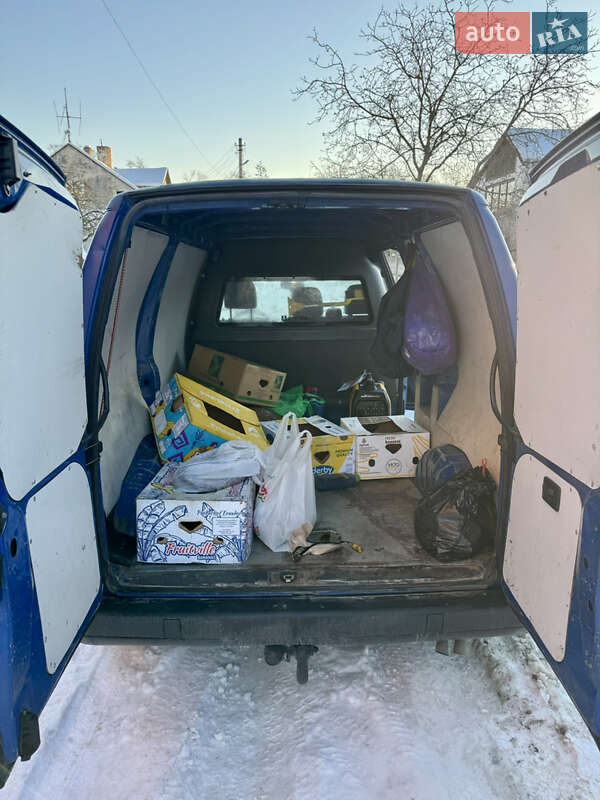 Вантажний фургон Citroen Jumpy 2006 в Львові