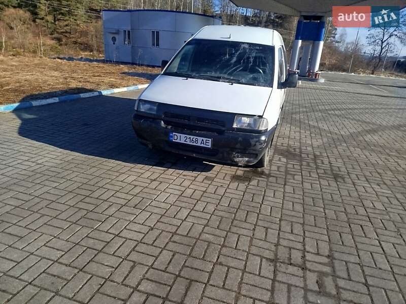 Минивэн Citroen Jumpy 2000 в Верхнем Синевидном