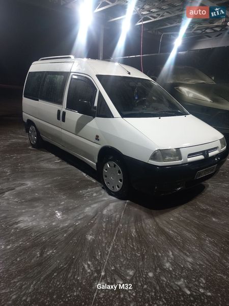 Минивэн Citroen Jumpy 2000 в Ивано-Франковске