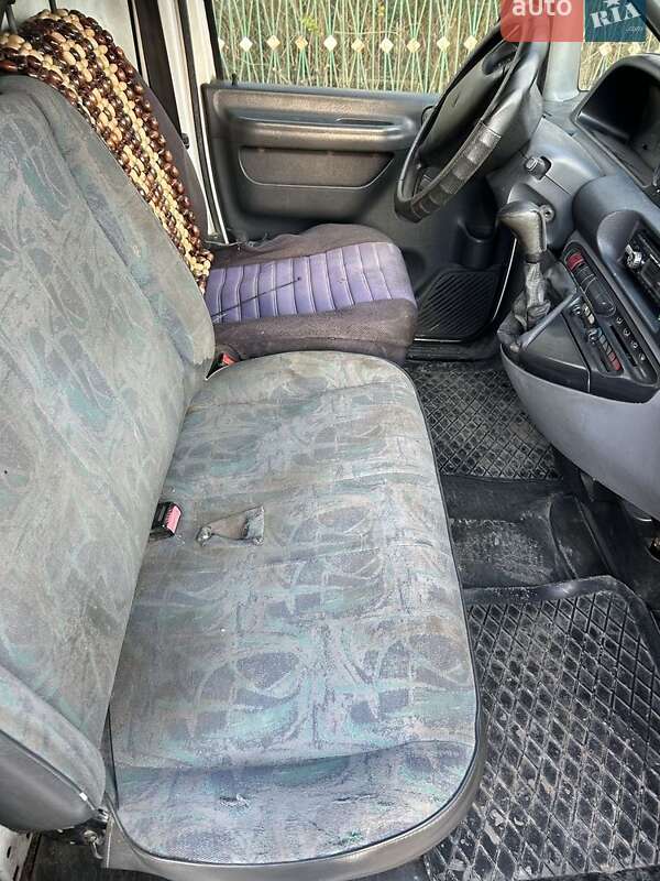 Грузовой фургон Citroen Jumpy 2001 в Золочеве