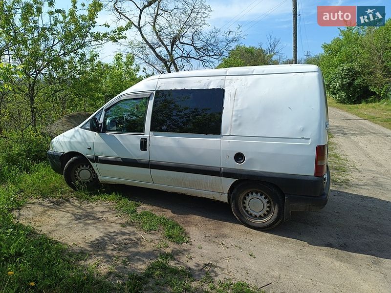 Вантажопасажирський фургон Citroen Jumpy 2006 в Смілі