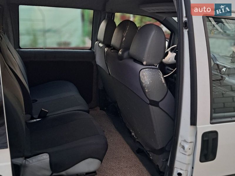 Вантажопасажирський фургон Citroen Jumpy 2005 в Прилуках