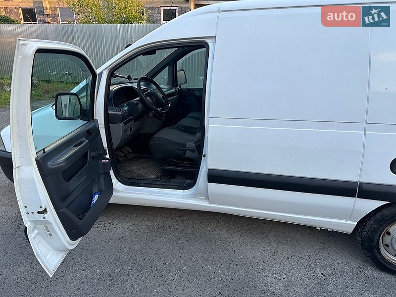 Вантажний фургон Citroen Jumpy 2006 в Бориславі