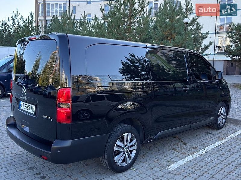 Вантажний фургон Citroen Jumpy 2018 в Івано-Франківську
