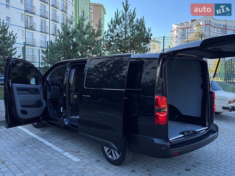 Вантажний фургон Citroen Jumpy 2018 в Івано-Франківську