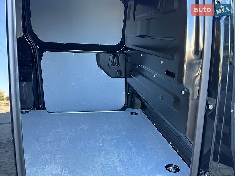 Вантажний фургон Citroen Jumpy 2018 в Івано-Франківську