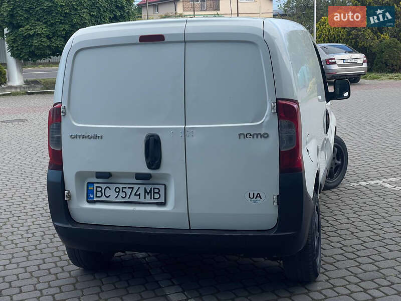 Вантажний фургон Citroen Nemo 2008 в Ужгороді