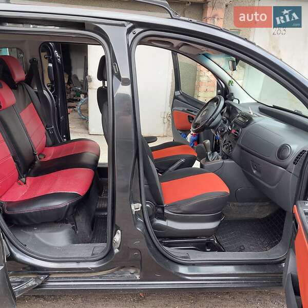 Минивэн Citroen Nemo 2010 в Черновцах
