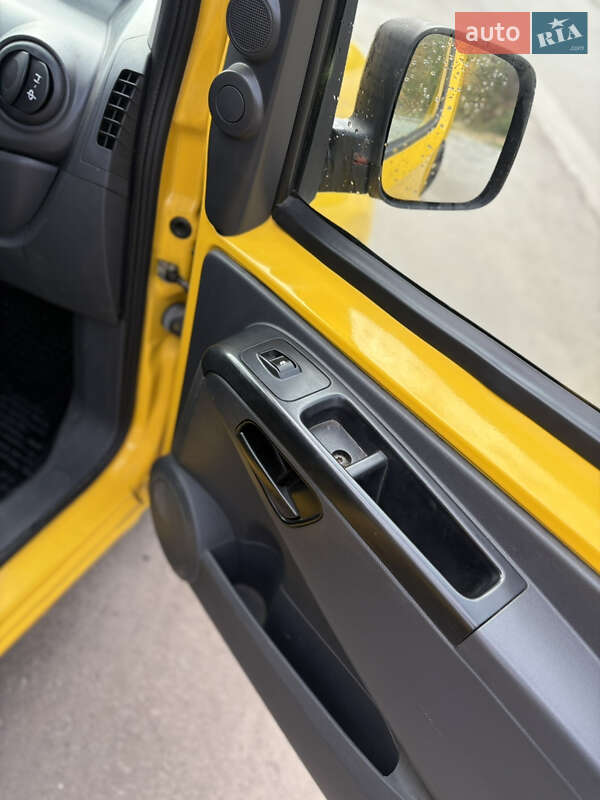 Минивэн Citroen Nemo 2009 в Заре