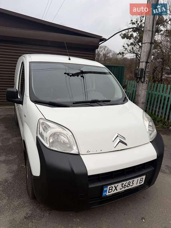 Вантажний фургон Citroen Nemo 2015 в Хмельницькому