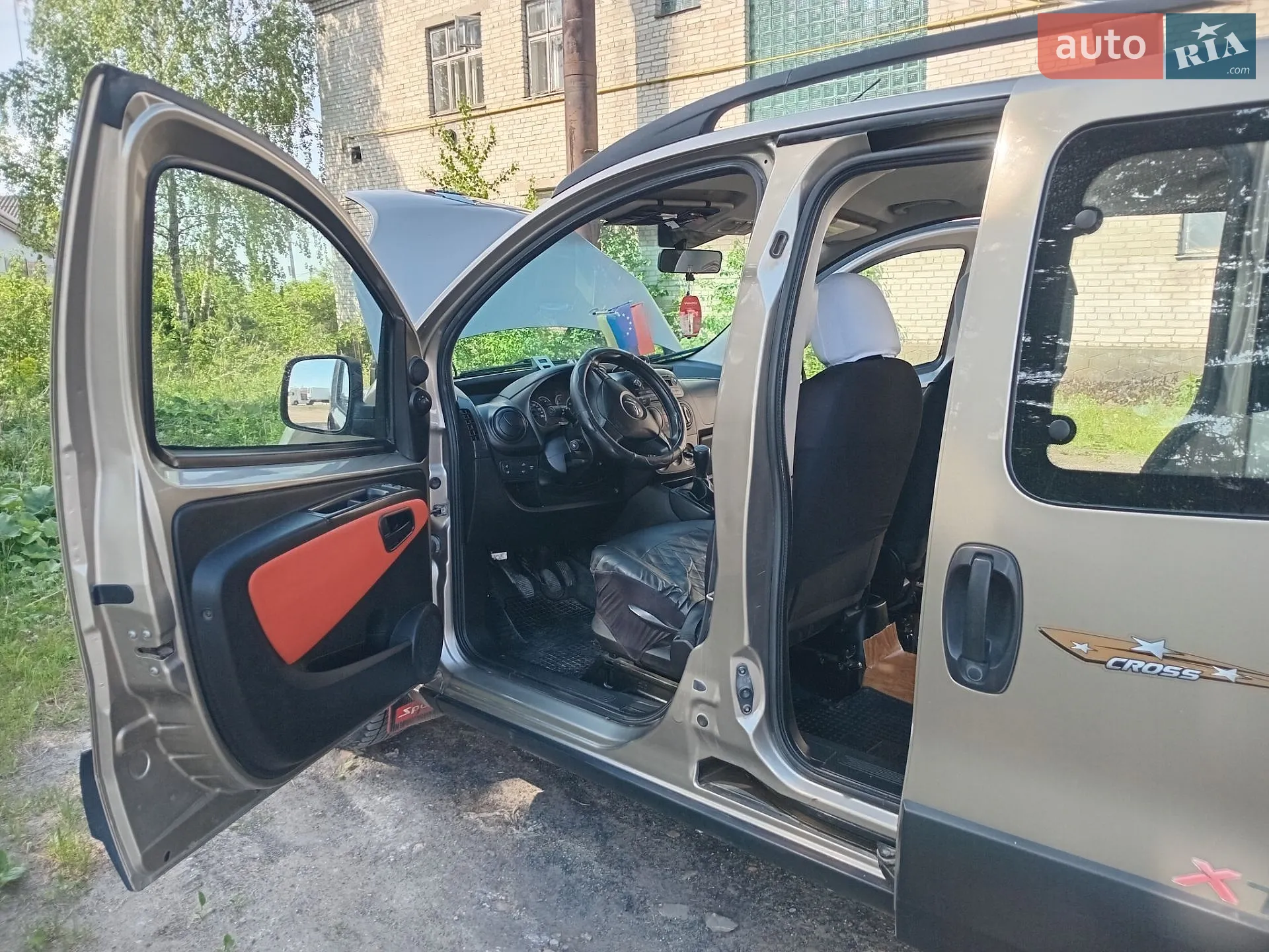 2011 Citroen Nemo - мініатюра 11