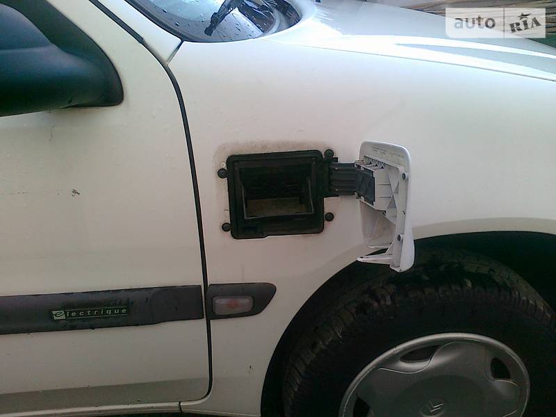 Хэтчбек Citroen Saxo 1998 в Ивано-Франковске