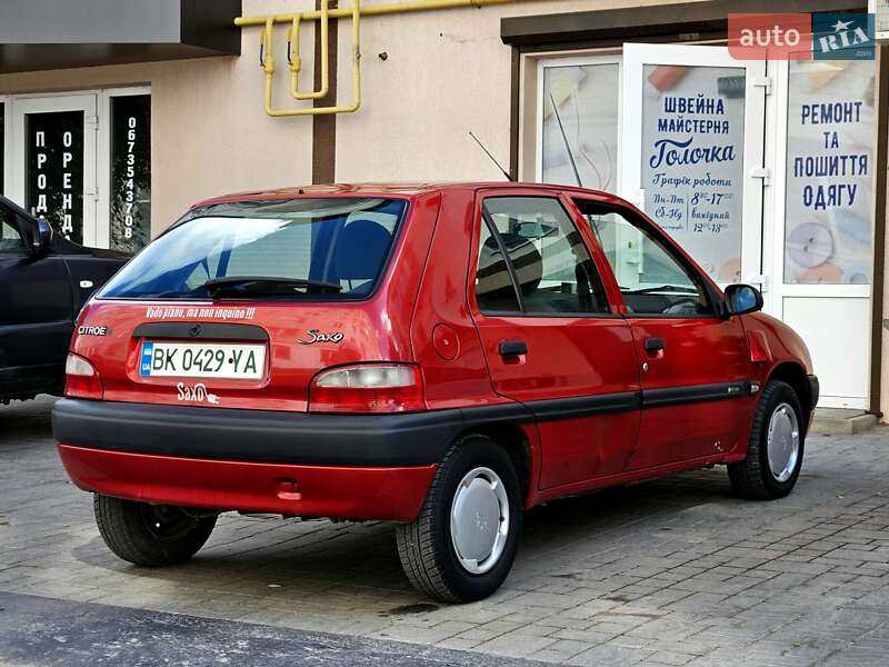 Хэтчбек Citroen Saxo 2003 в Дубно