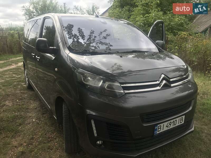 Минивэн Citroen SpaceTourer 2018 в 