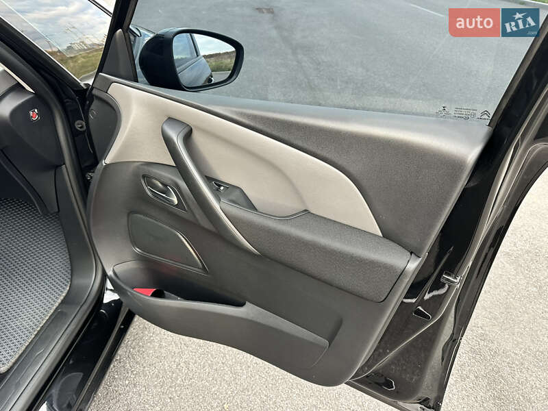 Минивэн Citroen SpaceTourer 2018 в Виннице фото 71 Минивэн Citroen SpaceTourer 2018 в Виннице