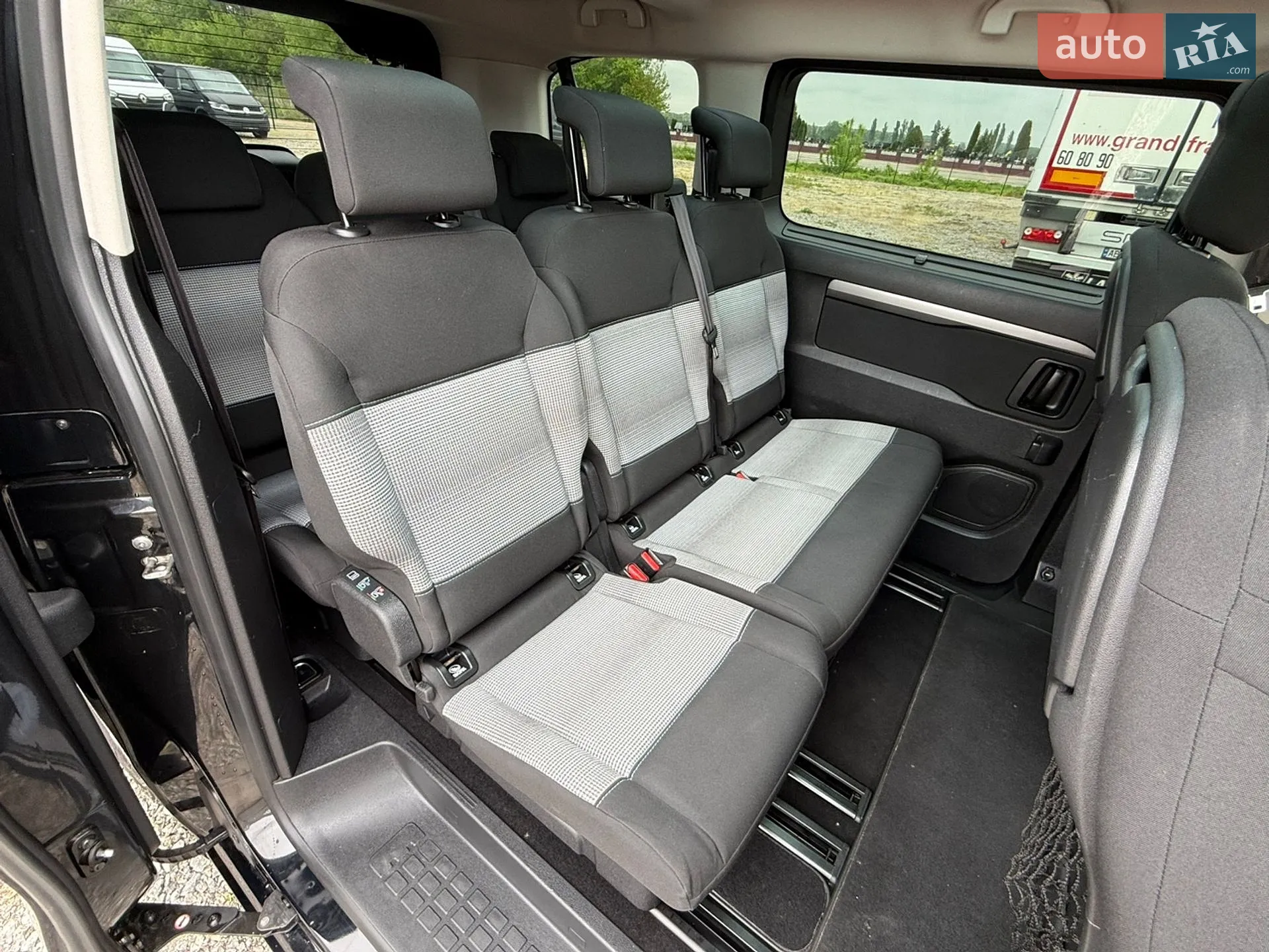 2017 Citroen Spacetourer - мініатюра 55