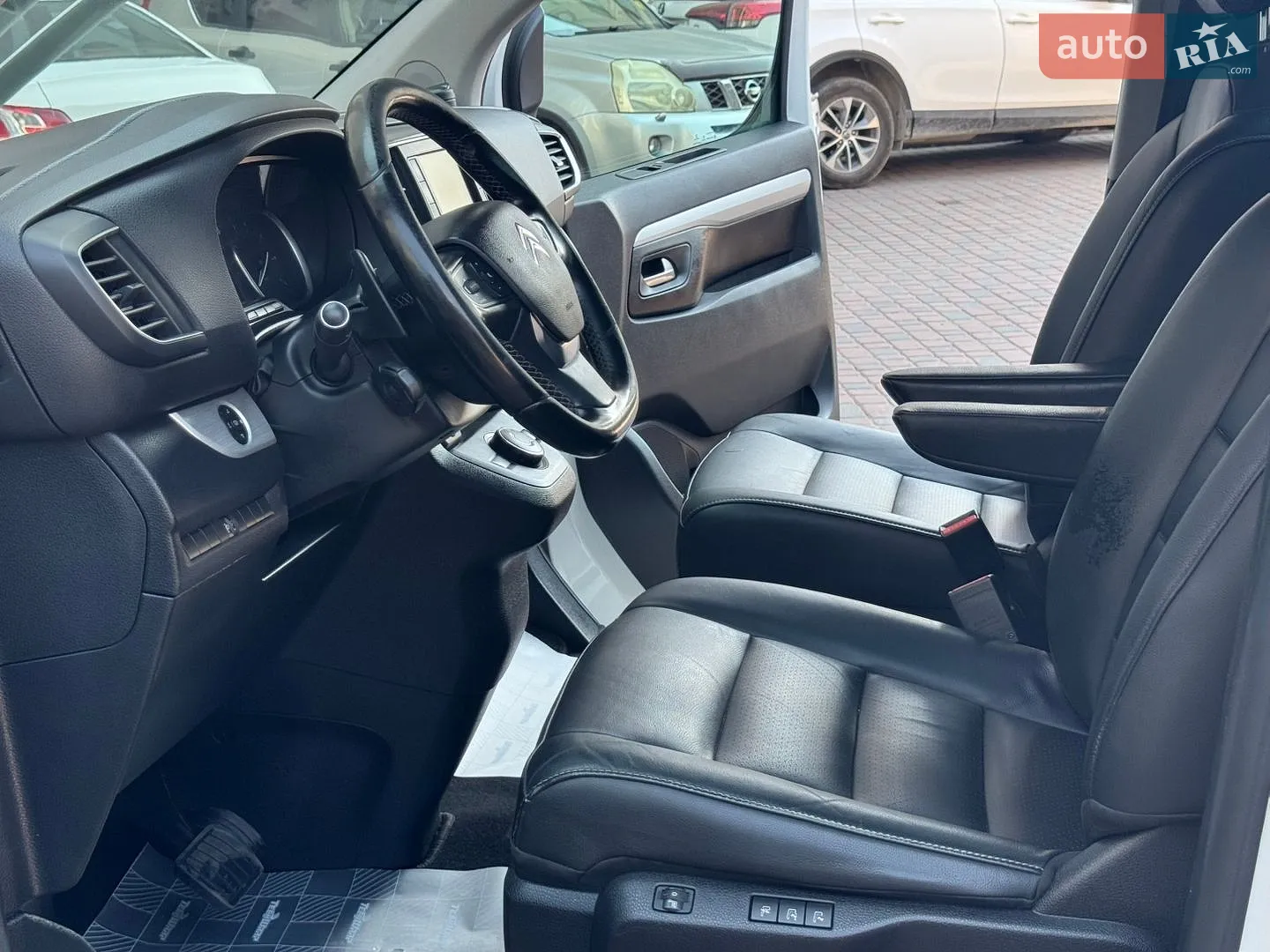 2017 Citroen Spacetourer - мініатюра 120