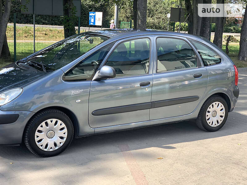 Універсал Citroen Xsara Picasso 2010 в Стрию