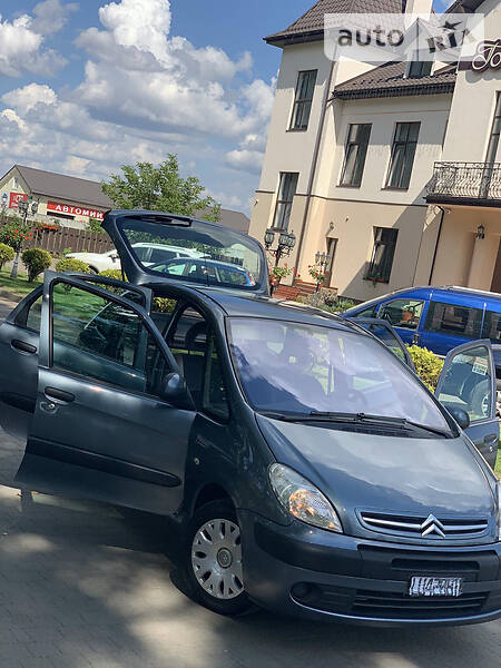 Універсал Citroen Xsara Picasso 2010 в Стрию