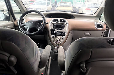Минивэн Citroen Xsara Picasso 2002 в 