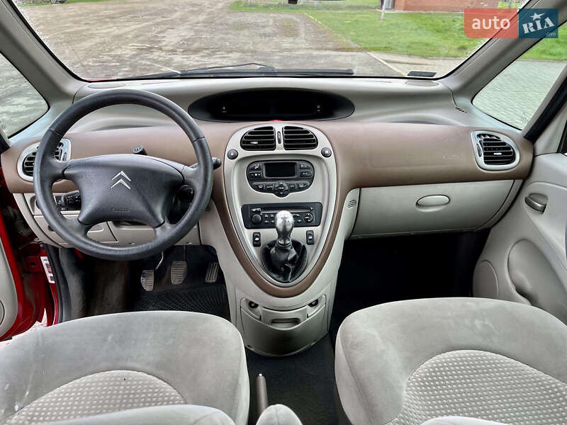 Минивэн Citroen Xsara Picasso 2004 в Путивле