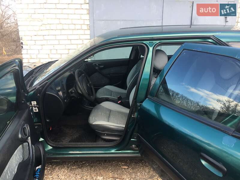 Мінівен Citroen Xsara Picasso 2001 в Лозовій
