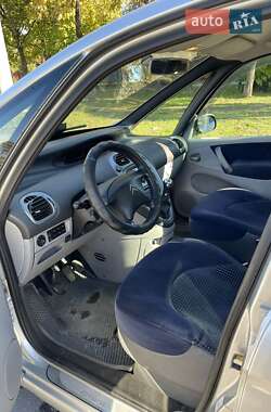 Минивэн Citroen Xsara Picasso 2004 в 
