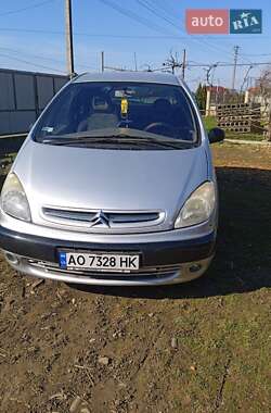 Минивэн Citroen Xsara Picasso 2001 в 