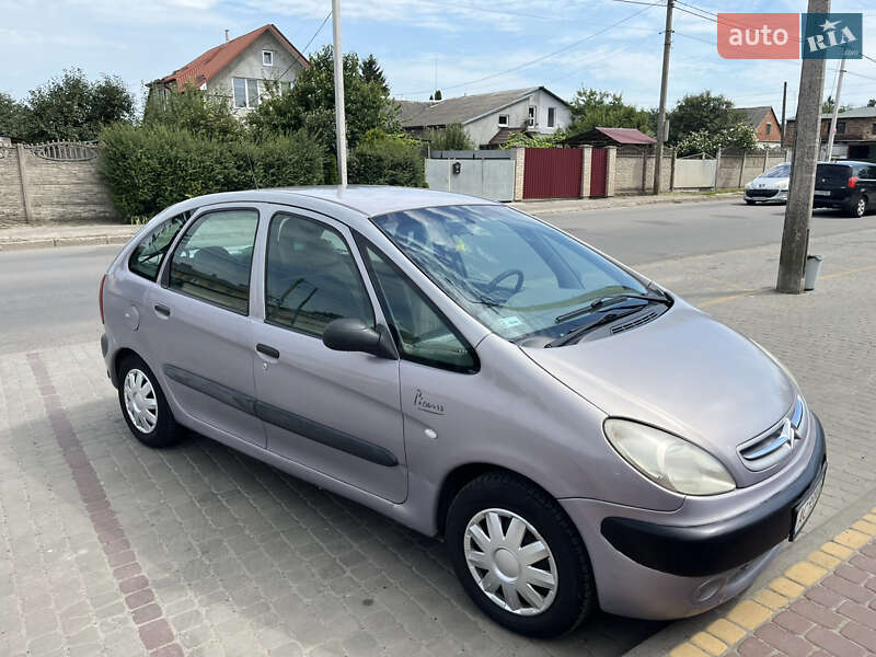 Мінівен Citroen Xsara Picasso 2000 в Луцьку