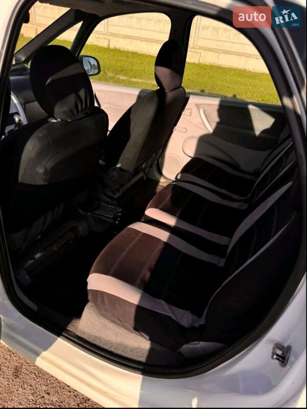 Мінівен Citroen Xsara Picasso 2010 в Здолбуніві фото 9 Мінівен Citroen Xsara Picasso 2010 в Здолбуніві