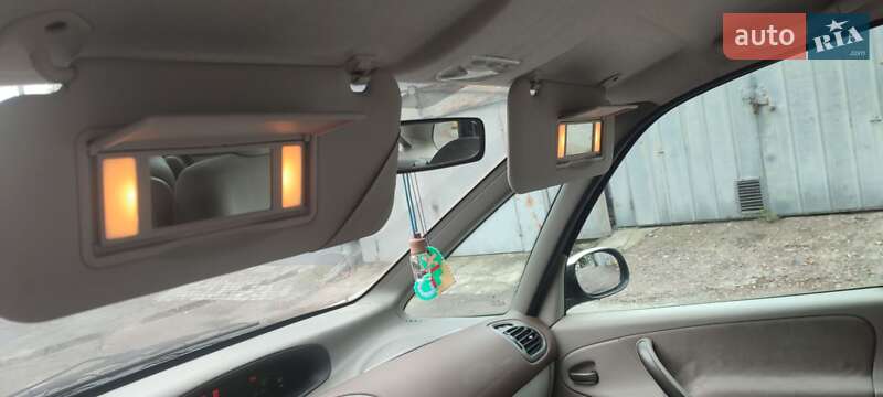 Мінівен Citroen Xsara Picasso 2005 в Львові фото 19 Мінівен Citroen Xsara Picasso 2005 в Львові