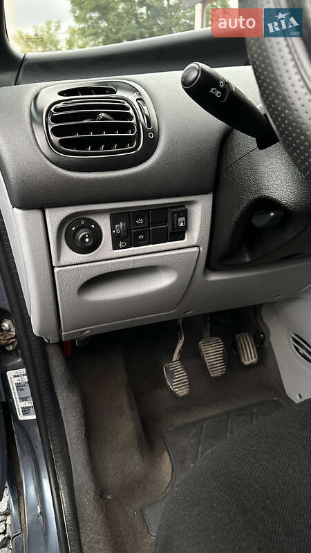 Мінівен Citroen Xsara Picasso 2005 в Дубні фото 7 Мінівен Citroen Xsara Picasso 2005 в Дубні