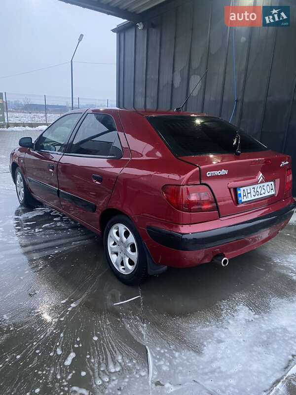 Хэтчбек Citroen Xsara 2002 в Тячеве