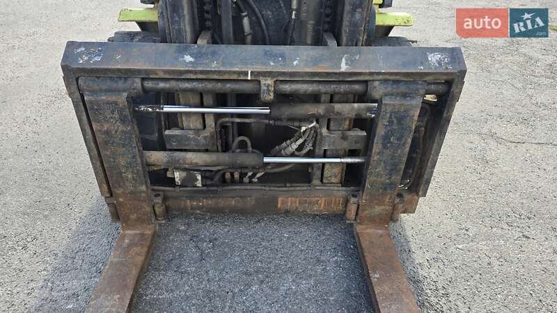 Вилочный погрузчик Clark CGP 1997 в Луцке