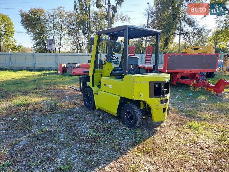 Вилочний навантажувач Clark DPM 1991 в Чернівцях