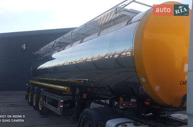 Цистерна Clayton Commercial S1 2002 в Житомирі