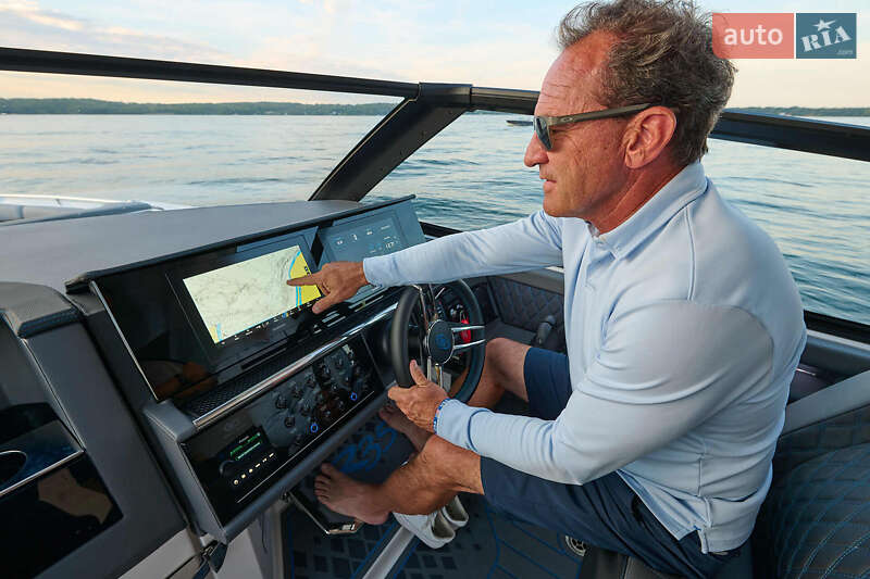 Катер Cobalt 303 2025 в Киеве