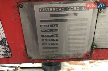 Цистерна напівпричіп Cobo SOA 2002 в Києві