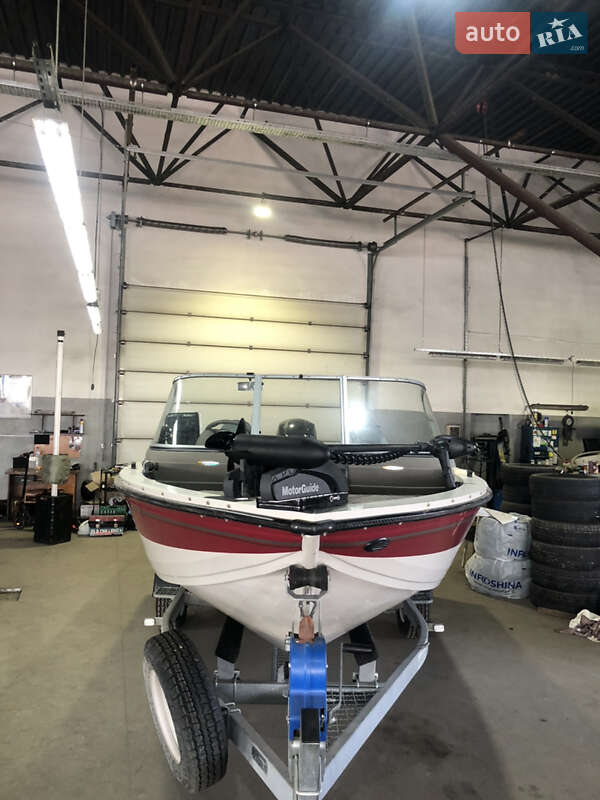 Лодка Crestliner Serenity 2005 в Борисполе фото 8 Лодка Crestliner Serenity 2005 в Борисполе