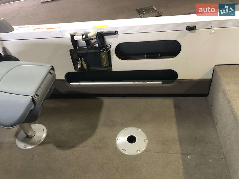 Лодка Crestliner Serenity 2005 в Борисполе фото 12 Лодка Crestliner Serenity 2005 в Борисполе