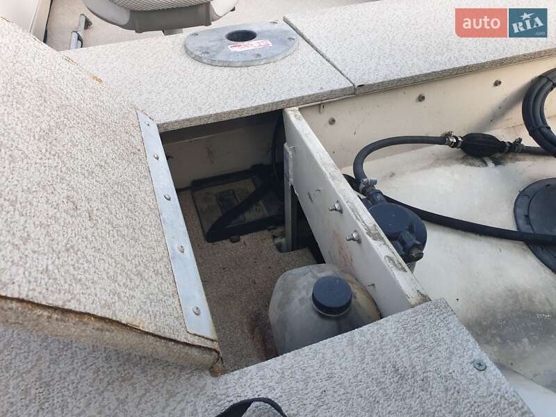 Катер Crestliner Sportfish 2012 в Житомире