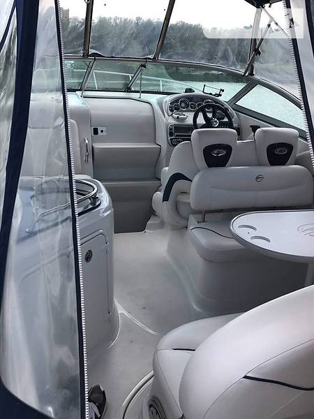 Моторная яхта Crownline CR 2008 в Киеве