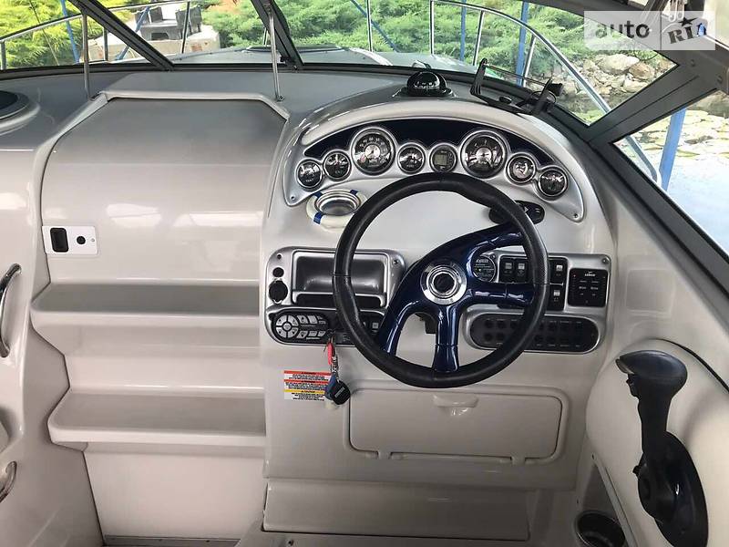 Моторная яхта Crownline CR 2008 в Киеве