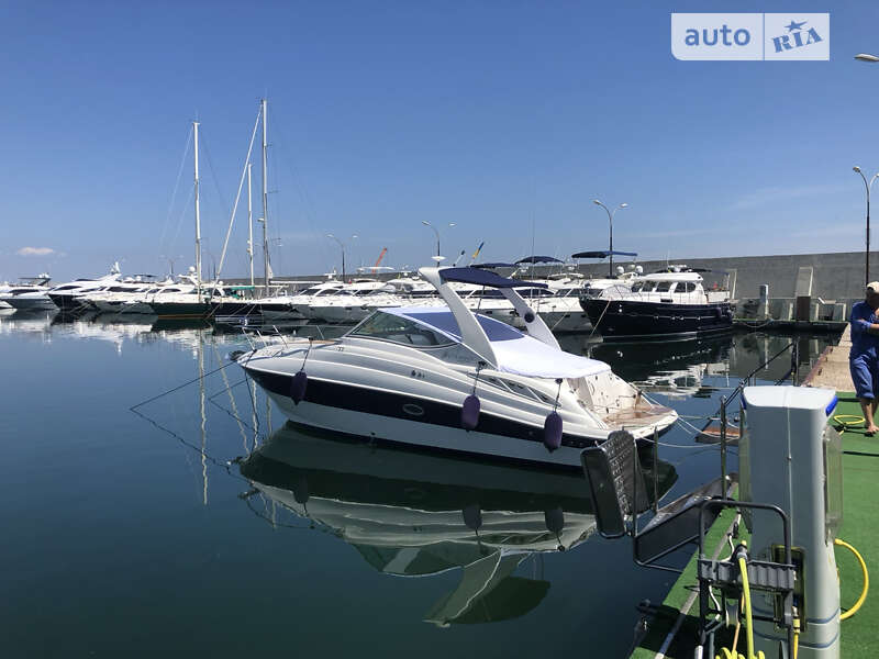 Моторная яхта Cruisers Yachts 300 2007 в Одессе