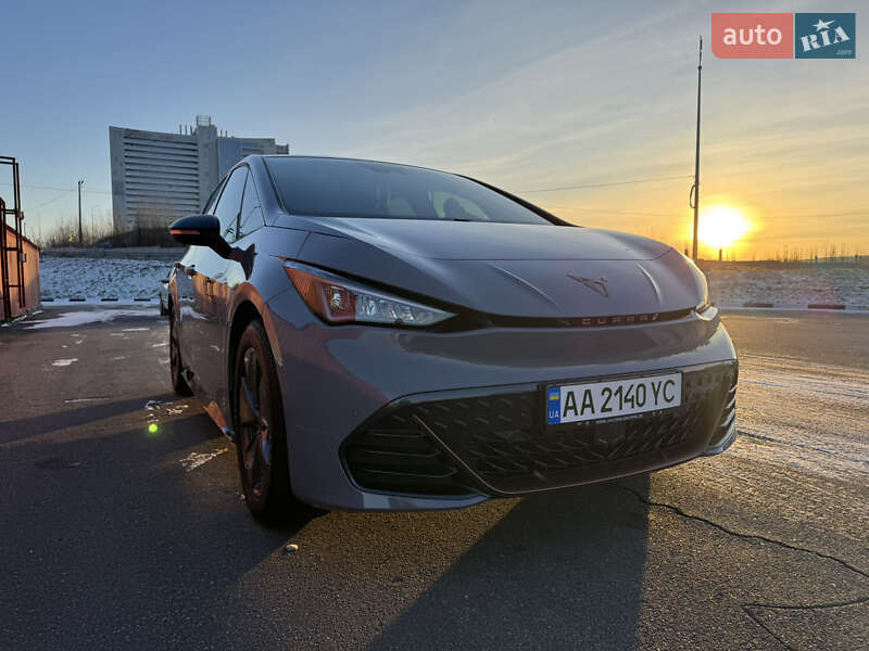 Хэтчбек Cupra Born 2022 в 