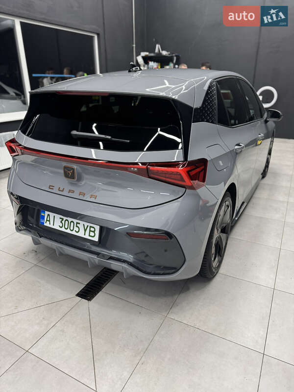 Хэтчбек Cupra Born 2023 в Киеве