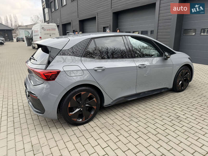 Хэтчбек Cupra Born 2023 в Киеве
