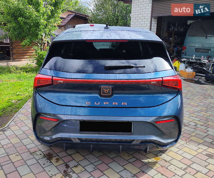 Хэтчбек Cupra Born 2021 в Новых Санжарах